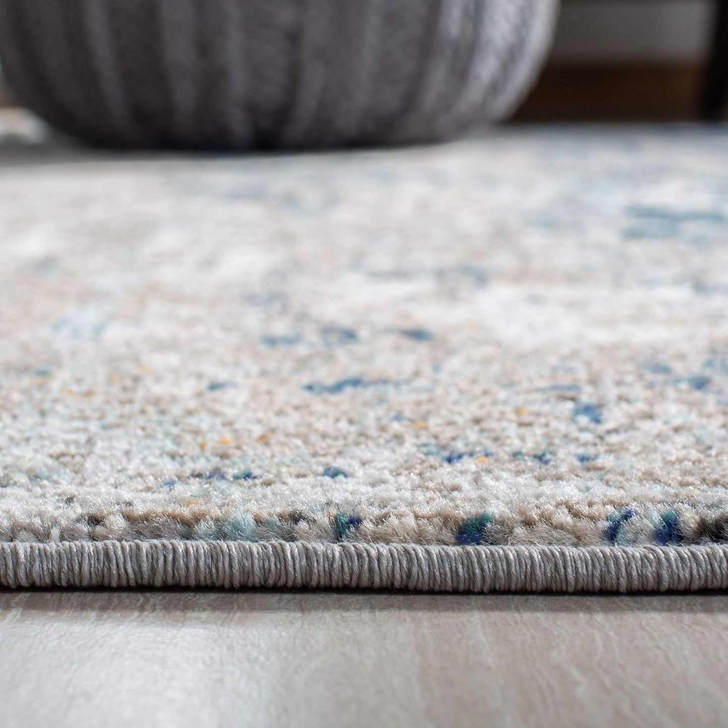Madison Collection Area Rug - 5' Round, Grey & Blue, Modern Abstract Design, Non-Shedding & Easy Care, Ideal for High Traffic Areas in Living Room, Bedroom (MAD460K)