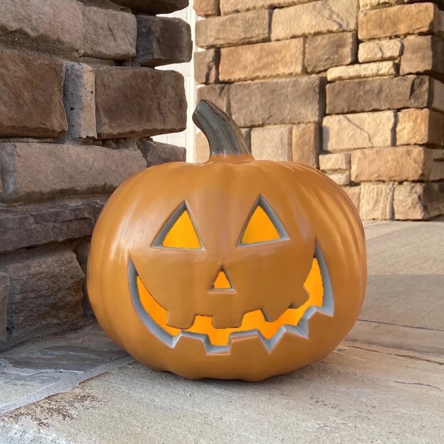Jack O Lantern Pumpkins Halloween Light up Pumpkin Outdoor Indoor Battery Operated Lighted Pumpkin with Spooky Face Halloween Pumpkin Decorations Party Favor Gifts