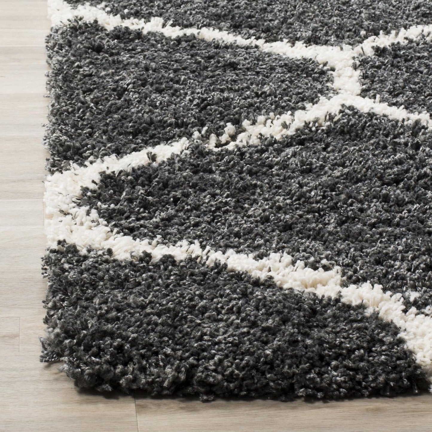 Hudson Shag Collection Accent Rug - 4' X 6', Dark Grey & Ivory, Trellis Design, Non-Shedding & Easy Care, 2-Inch Thick Ideal for High Traffic Areas in Entryway, Living Room, Bedroom (SGH280G)