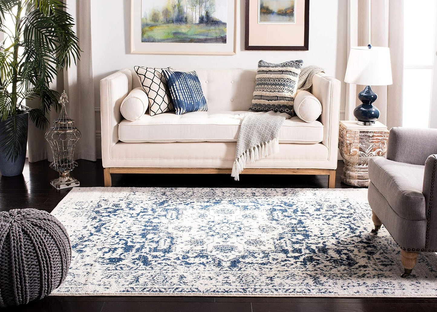 Madison Collection Accent Rug - 4' X 6', Cream & Navy, Snowflake Medallion Distressed Design, Non-Shedding & Easy Care, Ideal for High Traffic Areas in Foyer, Living Room, Bedroom (MAD603D)