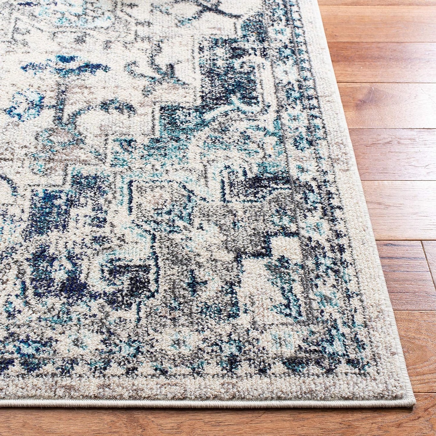 Madison Collection Area Rug - 6' X 9', Ivory & Grey, Boho Chic Medallion Distressed Design, Non-Shedding & Easy Care, Ideal for High Traffic Areas in Living Room, Bedroom (MAD473C)